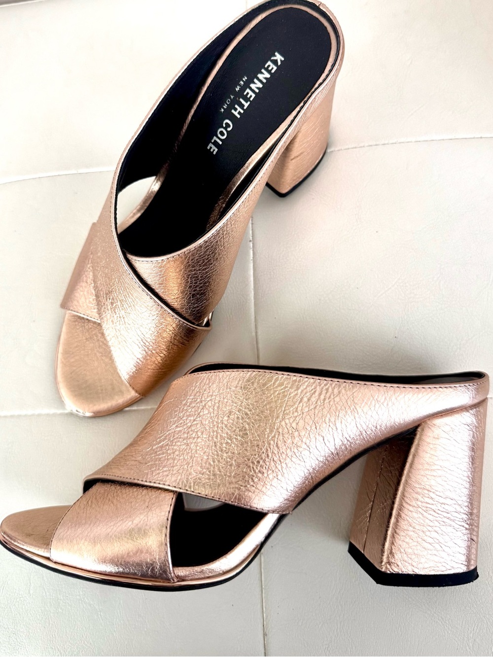 Kenneth Cole Rose Gold Metallic Leather Crossover Slide Mules - Picture 2 of 5